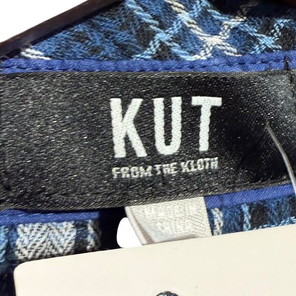 NWT KUT From the Kloth Blue and White Boylen Relaxed Snap Front Woven Top Small - Picture 6 of 10